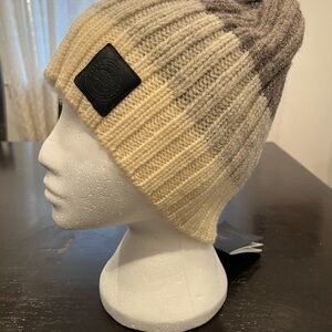 Canada Goose NWT Mackie Ladies Block Rib Slouch Hat